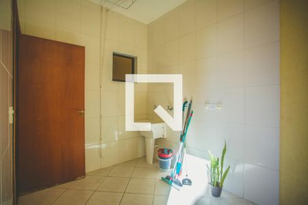 Casa de condomínio à venda com 203m², 3 quartos e 2 vagas Casa de condomínio à venda com 203m², 3 quartos e 2 vagasÁrea de Serviço