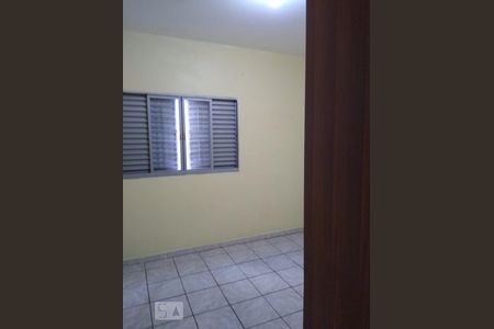 Casa à venda com 176m², 3 quartos e sem vaga Casa à venda com 176m², 3 quartos e sem vagaDormitório 2