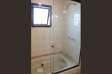 Apartamento para alugar com 152m², 3 quartos e 4 vagas Apartamento para alugar com 152m², 3 quartos e 4 vagasBanheiro da Suíte 3