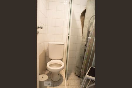 Apartamento para alugar com 152m², 3 quartos e 4 vagas Apartamento para alugar com 152m², 3 quartos e 4 vagasBanheiro de Serviço