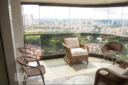 Apartamento para alugar com 152m², 3 quartos e 4 vagas Apartamento para alugar com 152m², 3 quartos e 4 vagasVaranda gourmet
