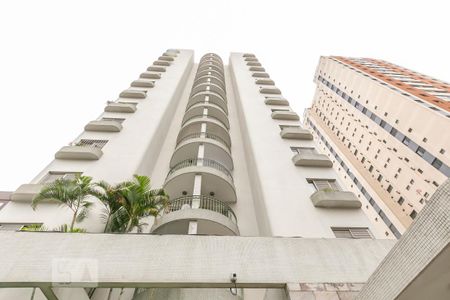Apartamento à venda com 67m², 2 quartos e 1 vagaFachada