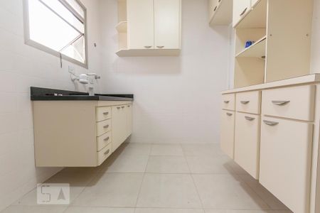 Apartamento à venda com 67m², 2 quartos e 1 vagaCozinha