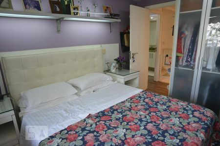 Apartamento à venda com 170m², 4 quartos e 2 vagasQuarto 4