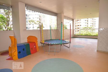 Apartamento à venda com 170m², 4 quartos e 2 vagasPlayground