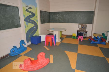 Apartamento à venda com 170m², 4 quartos e 2 vagasPlayground