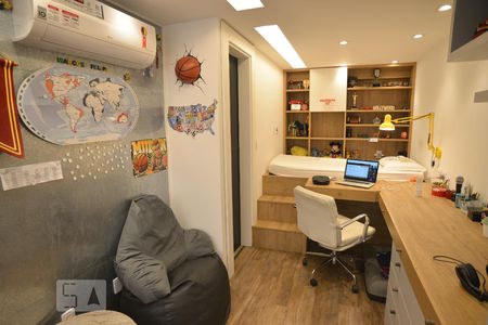 Apartamento à venda com 170m², 4 quartos e 2 vagasQuarto 2