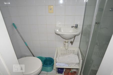 Apartamento à venda com 170m², 4 quartos e 2 vagasBanheiro de Serviço