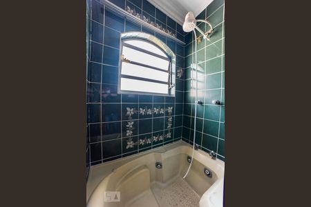 Casa à venda com 300m², 3 quartos e sem vagaBanheiro da Suíte 1