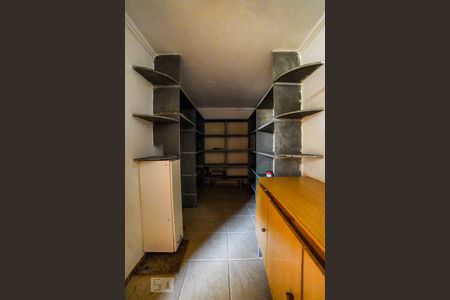 Casa à venda com 300m², 3 quartos e sem vagaDepósito 1