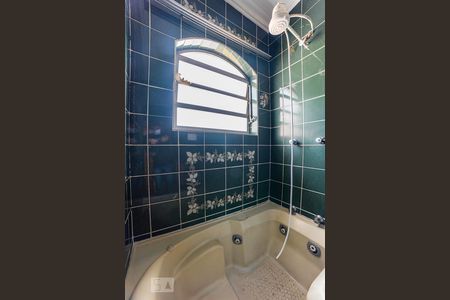 Casa à venda com 300m², 3 quartos e sem vagaBanheiro da Suíte 1