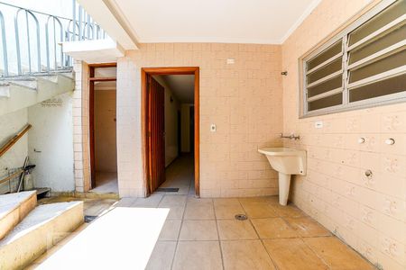 Casa à venda com 300m², 3 quartos e sem vagaÁrea de Serviço 2