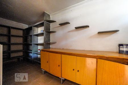 Casa à venda com 300m², 3 quartos e sem vagaDepósito 1