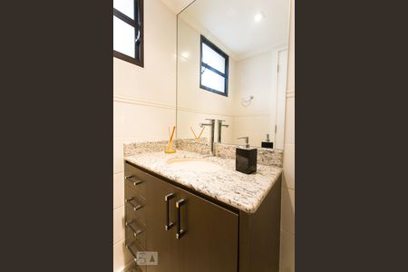 Apartamento para alugar com 180m², 3 quartos e 4 vagasBanheiro da Suíte 1