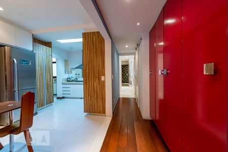 Apartamento à venda com 198m², 3 quartos e 3 vagasCozinha