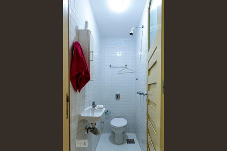 Apartamento à venda com 198m², 3 quartos e 3 vagasBanheiro de Serviço