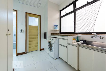 Apartamento à venda com 198m², 3 quartos e 3 vagasÁrea de Serviço