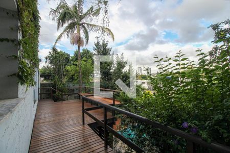 Casa para alugar com 416m², 3 quartos e 2 vagasPiscina