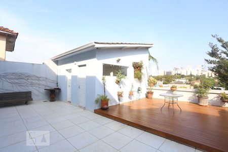 Casa para alugar com 416m², 3 quartos e 2 vagasDeck
