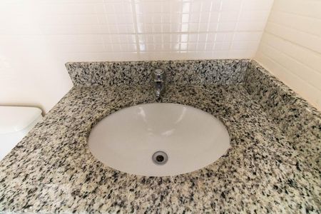 Apartamento à venda com 60m², 2 quartos e 2 vagasBanheiro