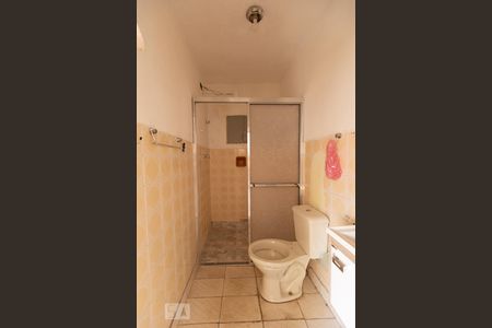 Banheiro de casa para alugar com 2 quartos, 100m² em Jardim Concordia, São Paulo
