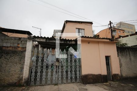 Fachada de casa para alugar com 2 quartos, 100m² em Jardim Concordia, São Paulo