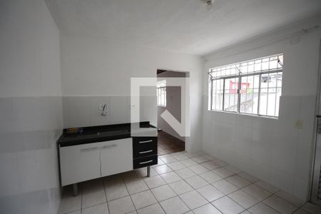 Cozinha de casa para alugar com 2 quartos, 100m² em Jardim Concordia, São Paulo