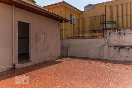 Casa para alugar com 200m², 2 quartos e 1 vagaQuintal dos Fundos