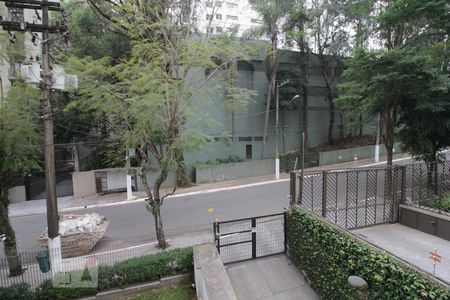 Apartamento à venda com 107m², 3 quartos e 2 vagasVista da suíte