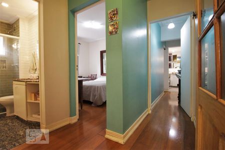 Apartamento à venda com 107m², 3 quartos e 2 vagasCorredor