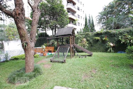 Apartamento à venda com 107m², 3 quartos e 2 vagasÁrea Comum - Playground