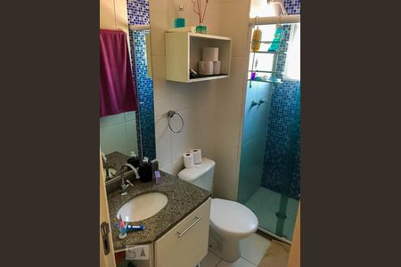 Banheiro de apartamento à venda com 2 quartos, 53m² em Vila Constança, São Paulo