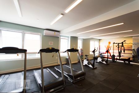 Studio para alugar com 28m², 1 quarto e 1 vaga Studio para alugar com 28m², 1 quarto e 1 vagaÁrea comum - Academia