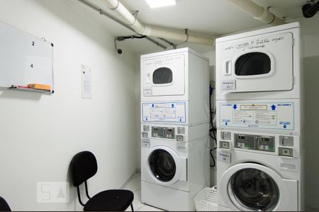 Studio para alugar com 28m², 1 quarto e 1 vaga Studio para alugar com 28m², 1 quarto e 1 vagaLavanderia 1