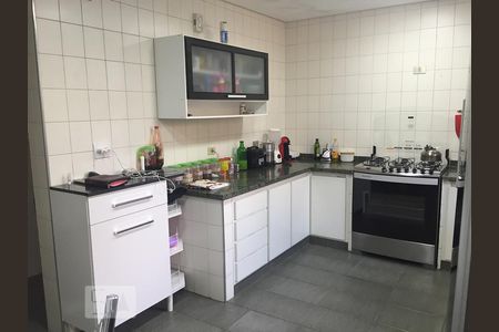 Cozinha de casa à venda com 3 quartos, 212m² em Vila Anglo Brasileira, São Paulo