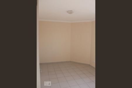 Apartamento à venda com 68m², 2 quartos e 1 vaga