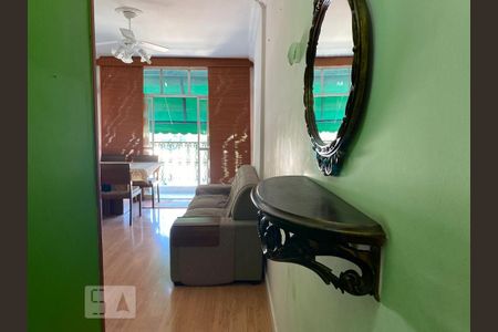 Apartamento para alugar com 73m², 2 quartos e 1 vaga Apartamento para alugar com 73m², 2 quartos e 1 vagaHall de Entrada