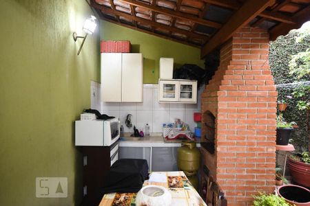 Churrasqueira de casa à venda com 4 quartos, 120m² em Jardim Taboao, São Paulo