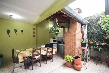 Casa à venda com 4 quartos, 120m² em Jardim Taboao, São Paulo