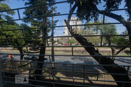 Vista de apartamento à venda com 3 quartos, 67m² em Jardim Botânico , Porto Alegre