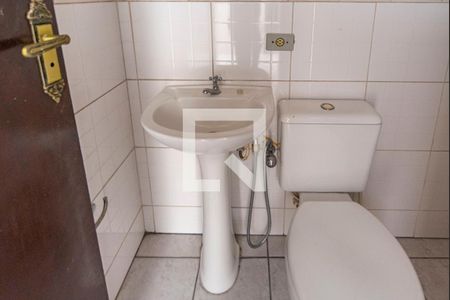 Casa para alugar com 180m², 3 quartos e 2 vagas Casa para alugar com 180m², 3 quartos e 2 vagasBanheiro de serviço
