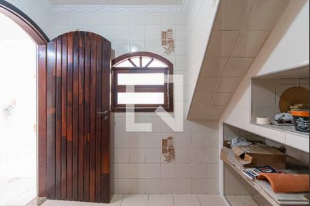 Casa para alugar com 180m², 3 quartos e 2 vagas Casa para alugar com 180m², 3 quartos e 2 vagasQuarto de Serviço