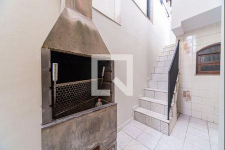 Casa para alugar com 180m², 3 quartos e 2 vagas Casa para alugar com 180m², 3 quartos e 2 vagasQuintal e Churrasqueira