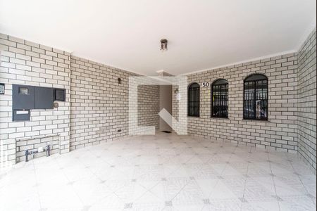 Casa para alugar com 180m², 3 quartos e 2 vagas Casa para alugar com 180m², 3 quartos e 2 vagasGaragem