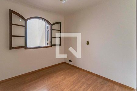 Casa para alugar com 180m², 3 quartos e 2 vagas Casa para alugar com 180m², 3 quartos e 2 vagasQuarto 2