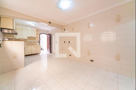 Casa para alugar com 180m², 3 quartos e 2 vagas Casa para alugar com 180m², 3 quartos e 2 vagasCopa