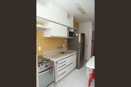 Apartamento para alugar com 70m², 2 quartos e 1 vagaCozinha