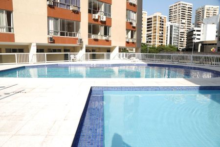 Apartamento para alugar com 70m², 2 quartos e 1 vagaÁrea comum - Piscina
