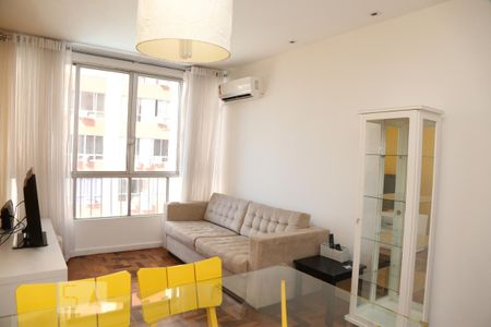 Apartamento para alugar com 70m², 2 quartos e 1 vagaSala