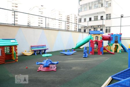 Apartamento para alugar com 70m², 2 quartos e 1 vagaÁrea Comum - Playground